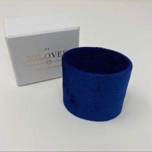NEW! Velvet Double Ring Box (Navy)